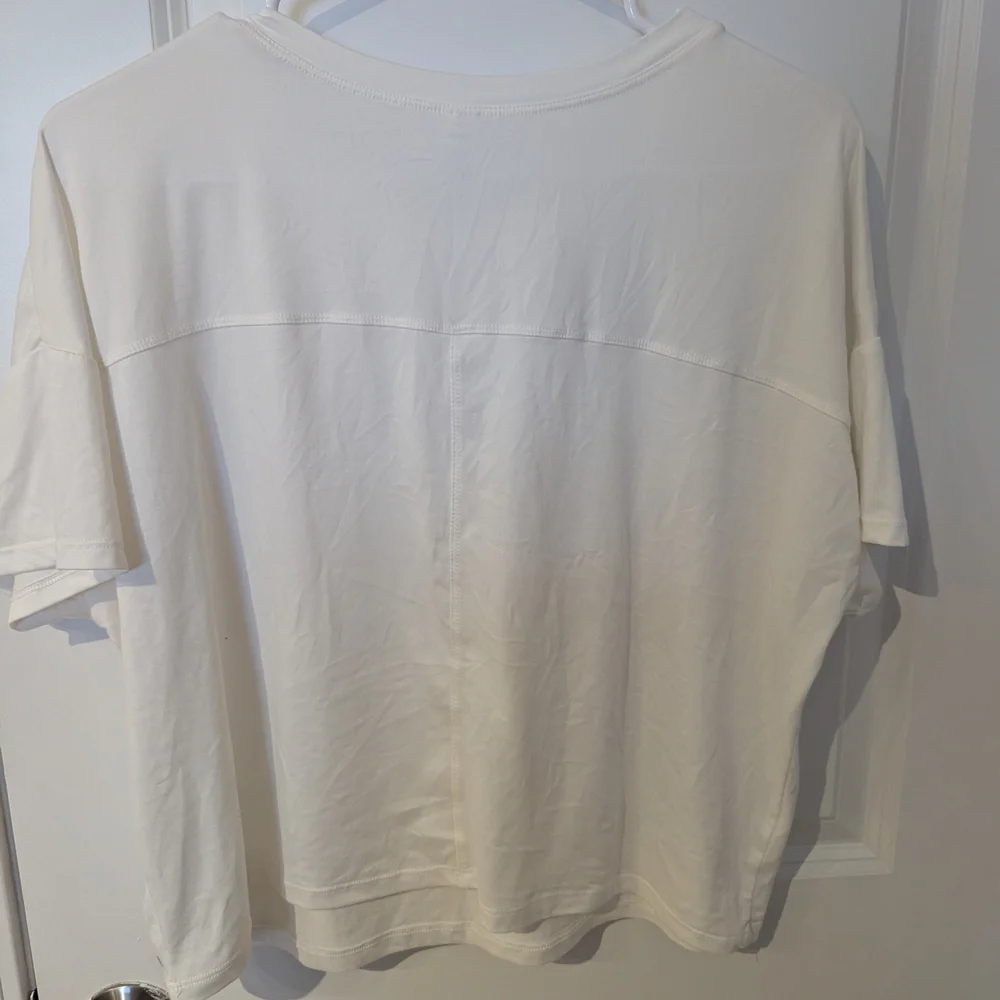 Marika Women's Cream Short Sleeve Tee - Picture 3 of 3